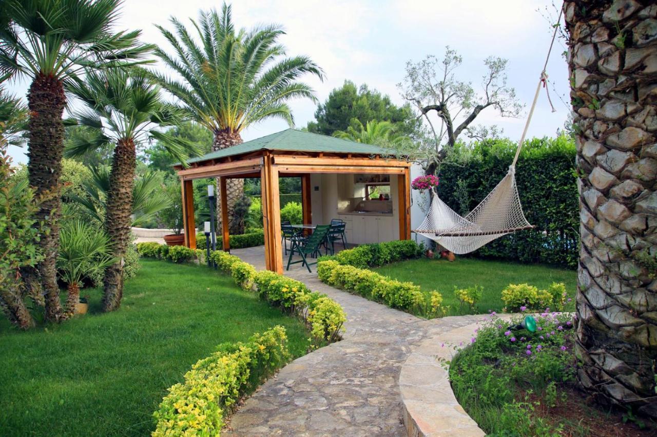 Bed and Breakfast Trullo Al Monte Ceglie Messapica Exterior foto